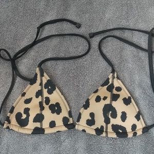 Triangl cheetah bikini top large